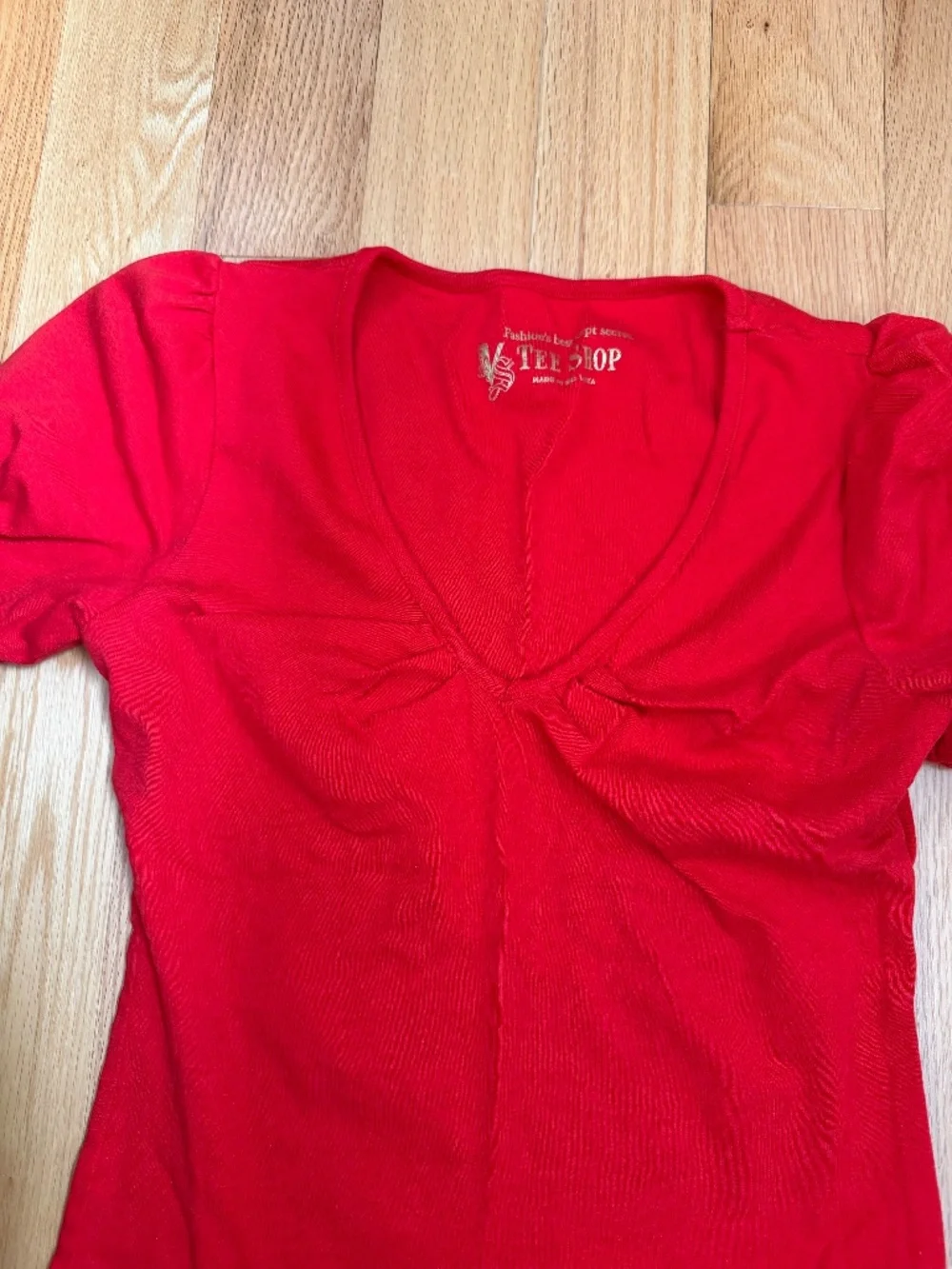 Red Cotton Tee by Victoria’s Secret - medium - Picture 2 of 5